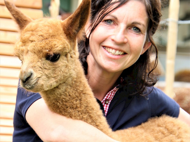 Kathrin mit Alpaka